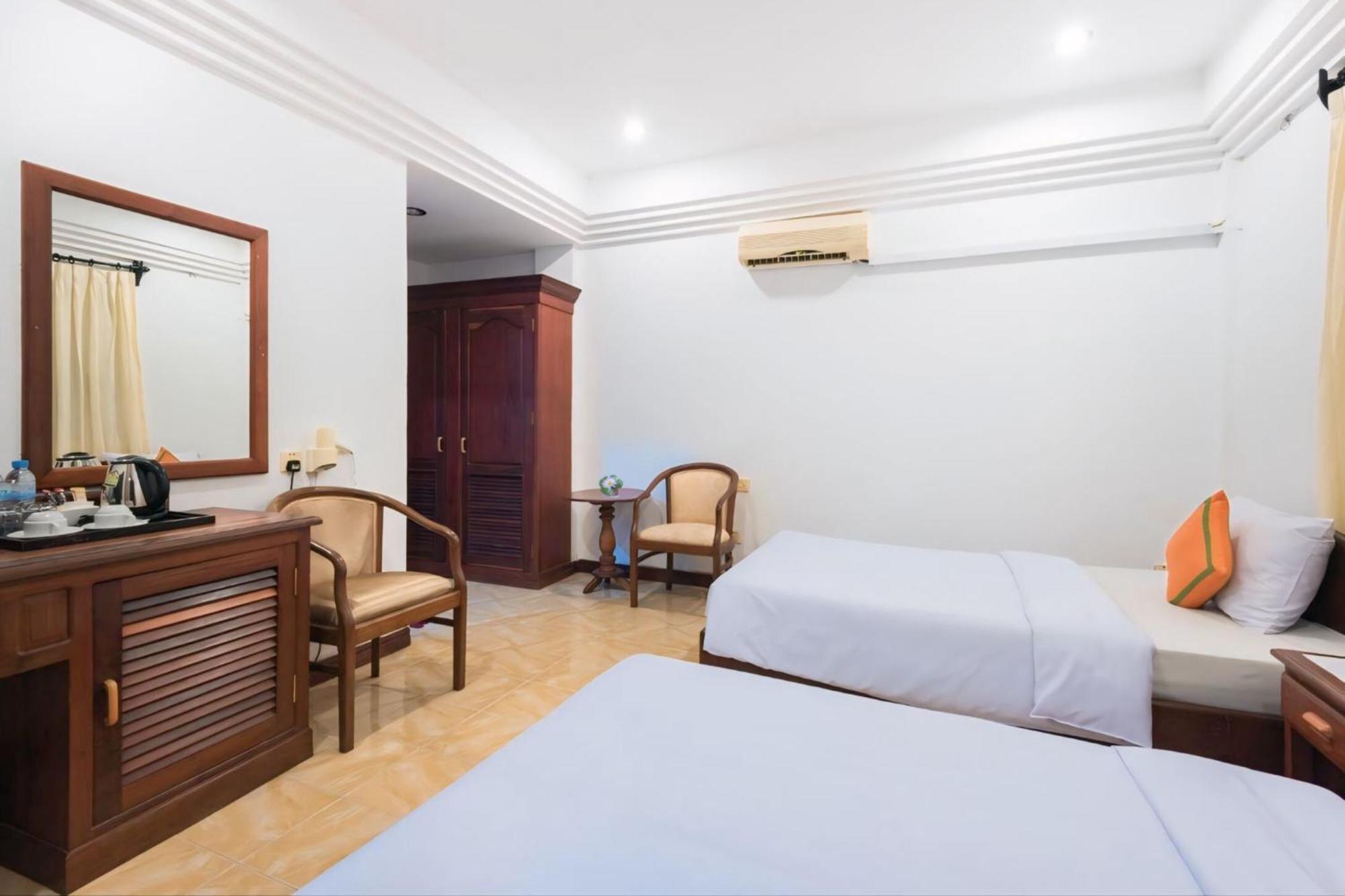 Vplus Hotel Siem Reap Exterior photo